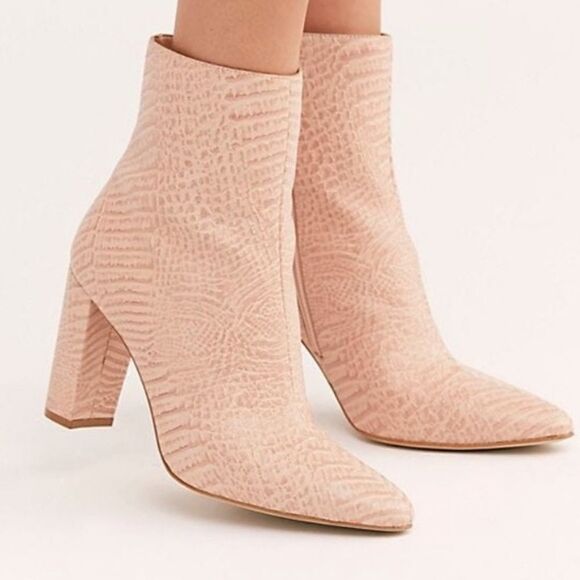 Matisse x Free People Vegan Callie Boot - Picture 1 of 8